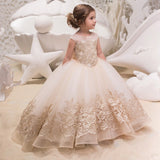 Robe princesse fille ivoire avec dentelle dorée et broderies florales