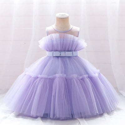 Robe princesse fille rose vif avec corsage à plis et ruban à la taille