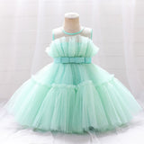 Robe princesse fille rose vif avec corsage à plis et ruban à la taille