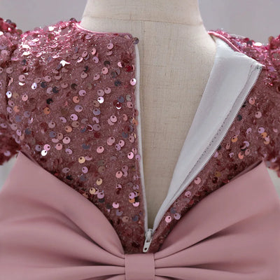 Robe princesse bébé rose à sequins et tulle avec ceinture fleurs