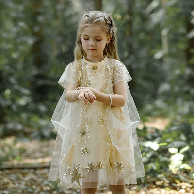 Robe princesse bébé beige à motifs étoiles dorées et broderies délicates