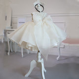 Robe cérémonie fille ivoire broderies florales élégantes
