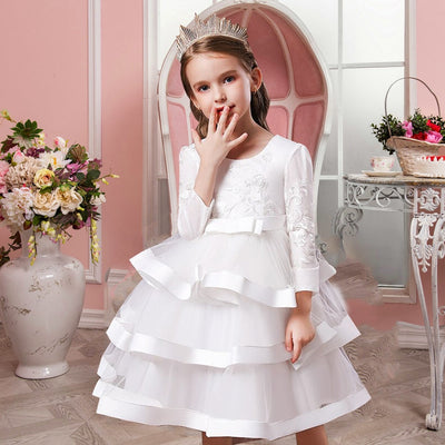 Robe cérémonie fille blanche avec broderie florale et volants
