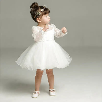Robe baptême bébé fille blanche avec dentelle et perles