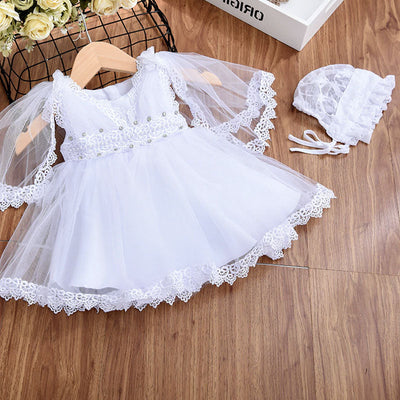 Robe baptême bébé fille blanche avec dentelle et perles
