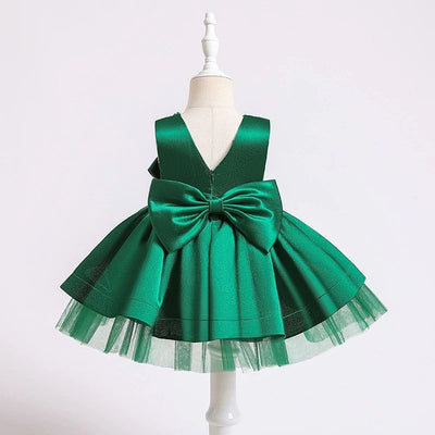 Robe princesse bébé rose avec nœud décoratif et perles