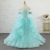 Robe princesse fille bleu clair avec détails floraux et broderies