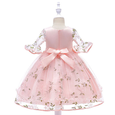 Robe soirée fille rose pâle motif floral avec manches volants et dentelle