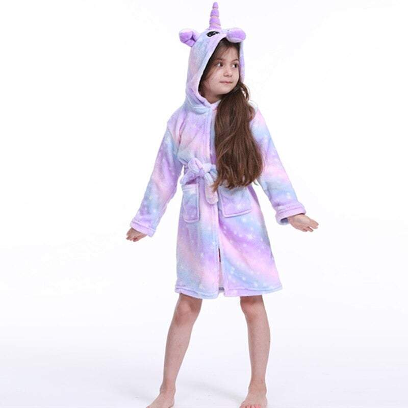 Peignoir licorne petite fille sale